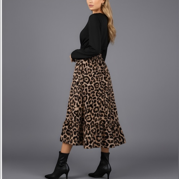 Leopard Print Ruffle Hem Skirt - Picture 3 of 7